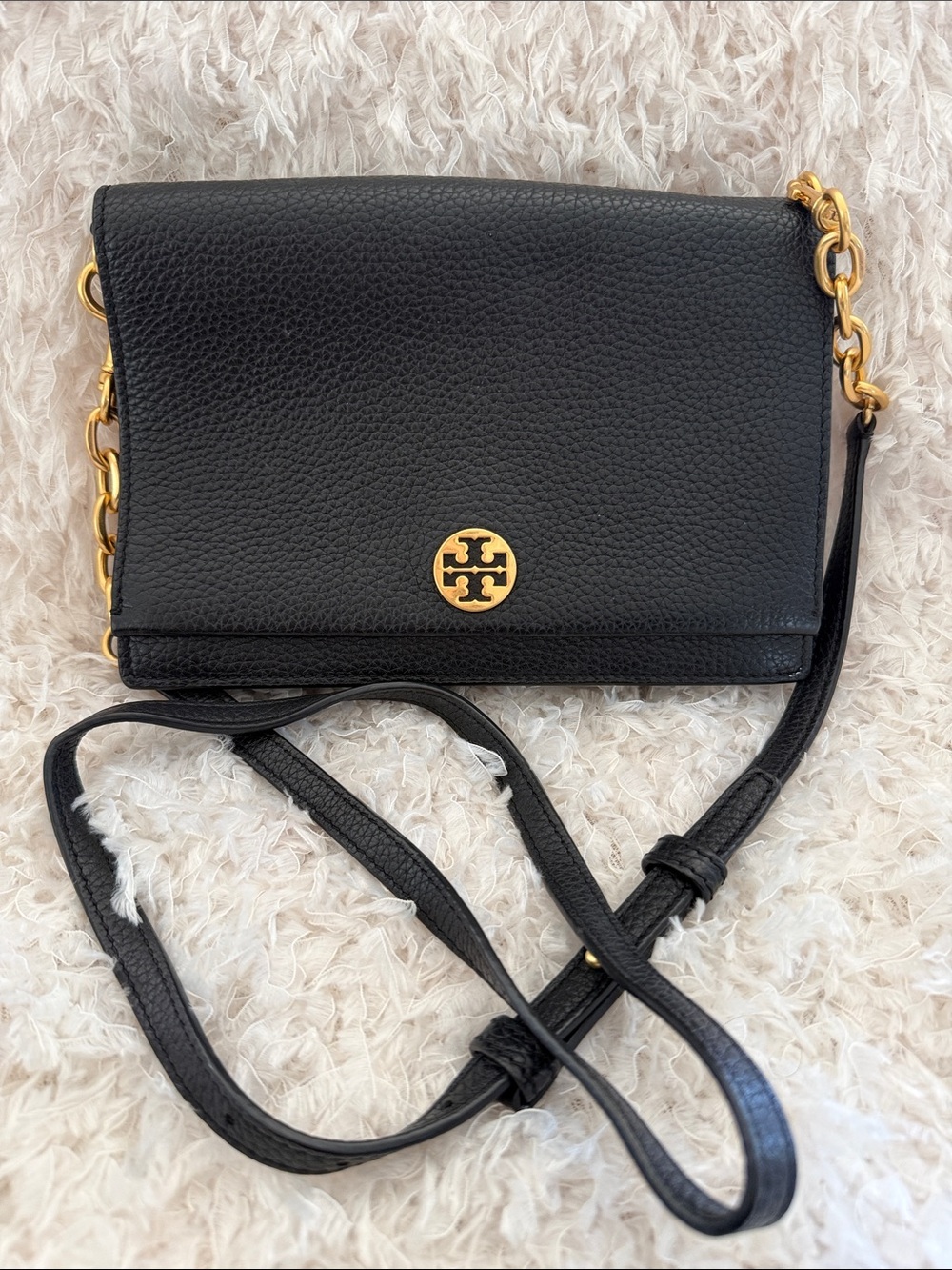 TORY BURCH GEORGIA FLAP Black Pebbled Leather Crossbody with Gold Logo 💛